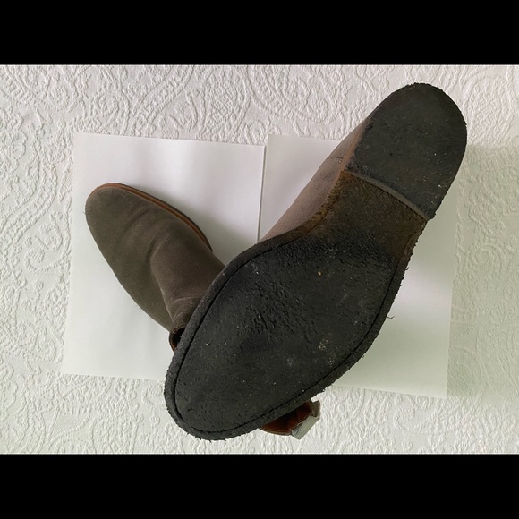 Common Project Chelsea Boots - Picture 4 of 7